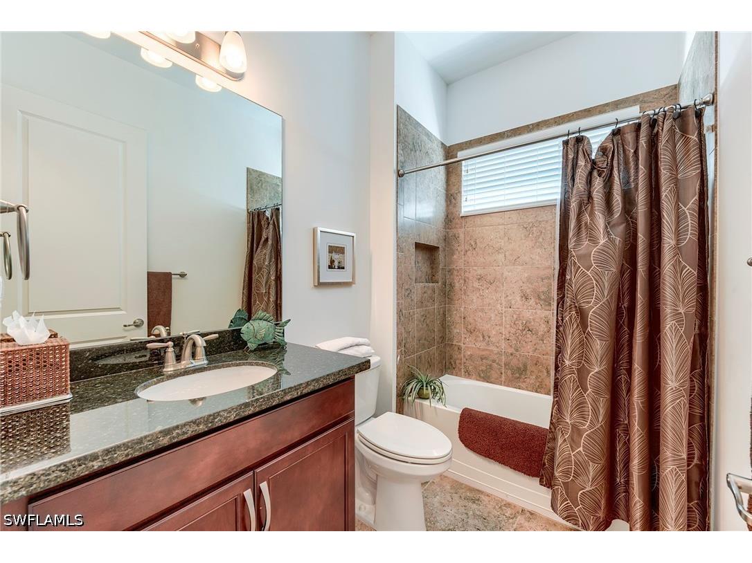 9209 Woodhurst Drive Naples FL 34120 226015560 image18
