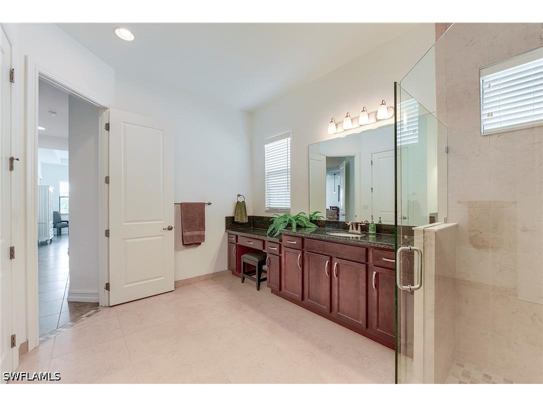 9209 Woodhurst Drive Naples FL 34120 226015560 image25