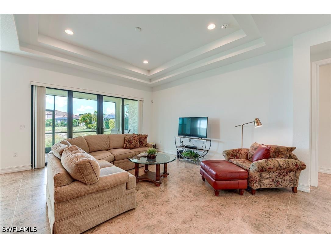 9209 Woodhurst Drive Naples FL 34120 226015560 image3