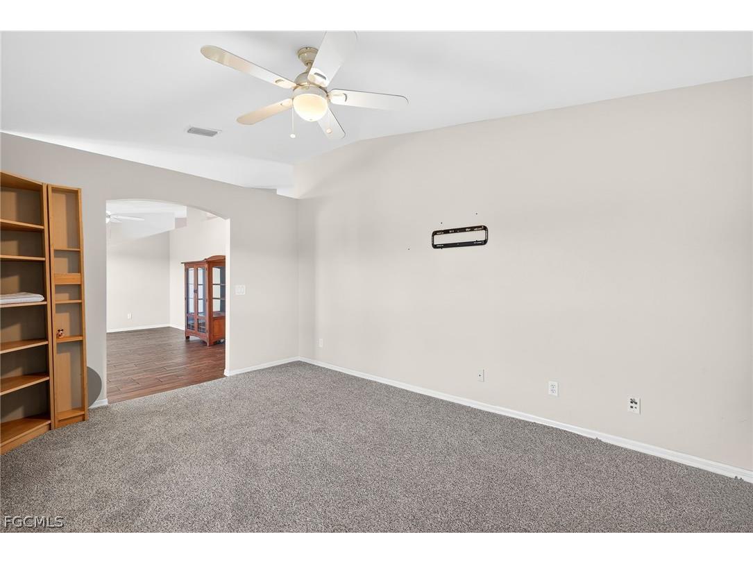 921 47th Avenue NE Naples FL 34120 2026008128 image25