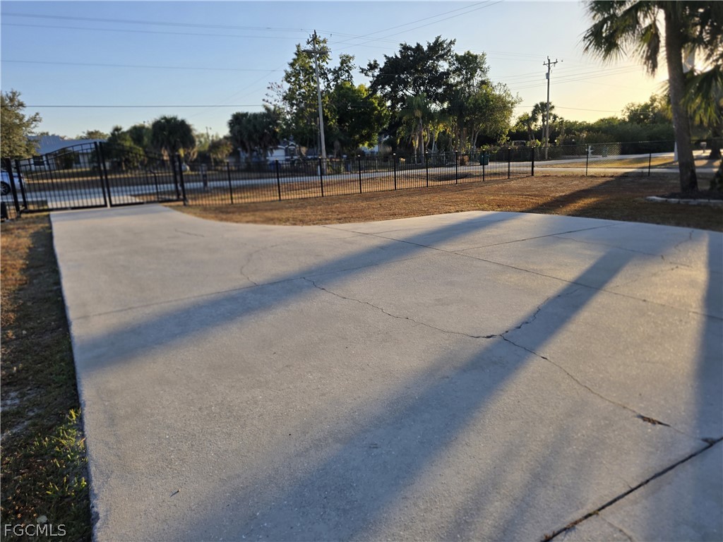 921 47th Avenue NE Naples FL 34120 2026008128 image4