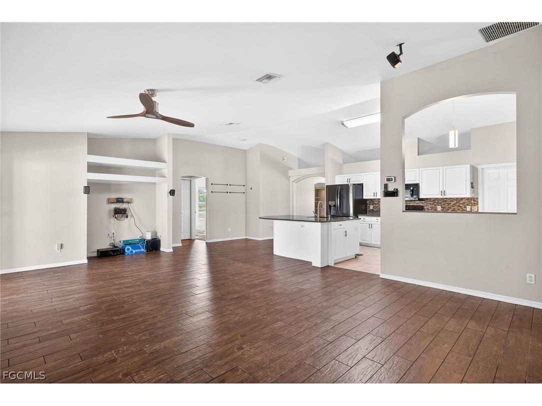 921 47th Avenue NE Naples FL 34120 2026008128 image9