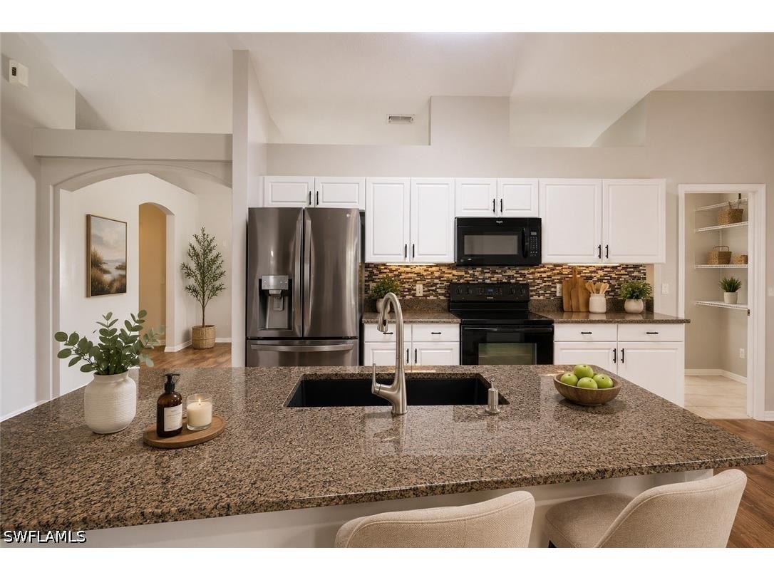 921 47th Avenue NE Naples FL 34120 226025435 image4