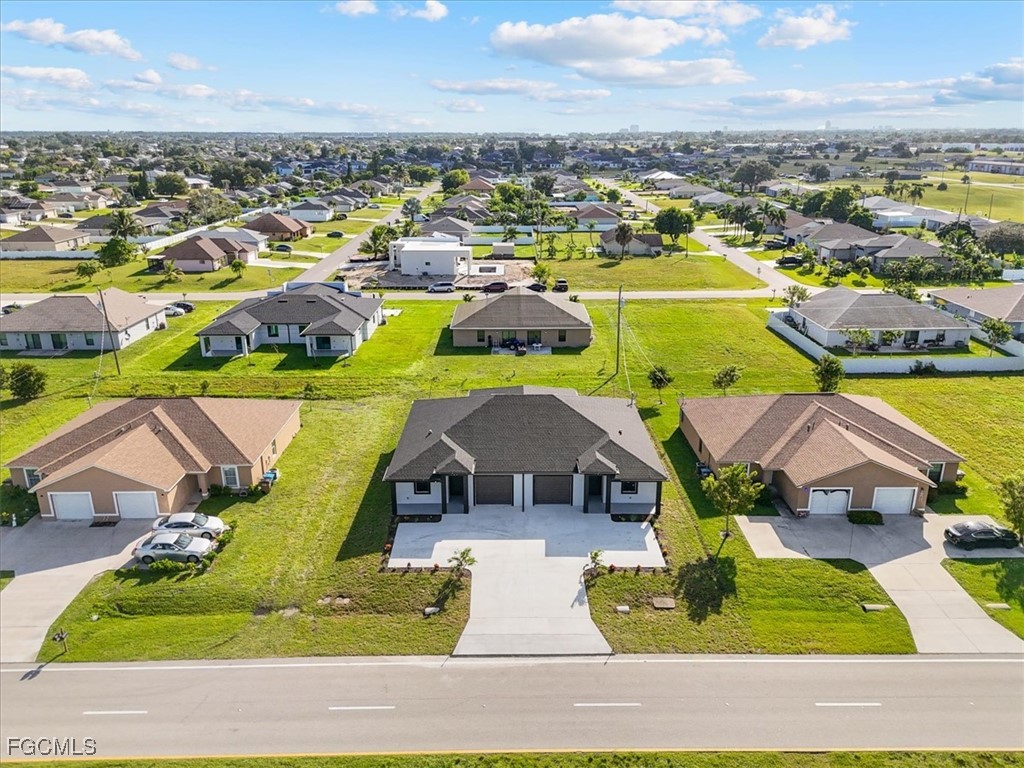 921/923 Andalusia Boulevard Cape Coral FL 33909 2025014849 image2