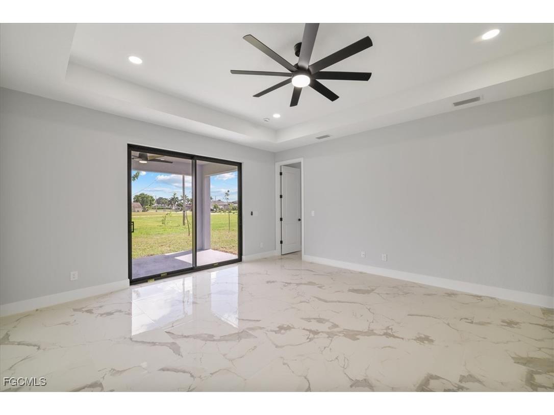 921/923 Andalusia Boulevard Cape Coral FL 33909 2025014849 image7