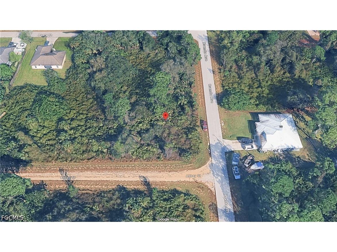 921 Abbey Street E Lehigh Acres FL 33974 2026022516 image4