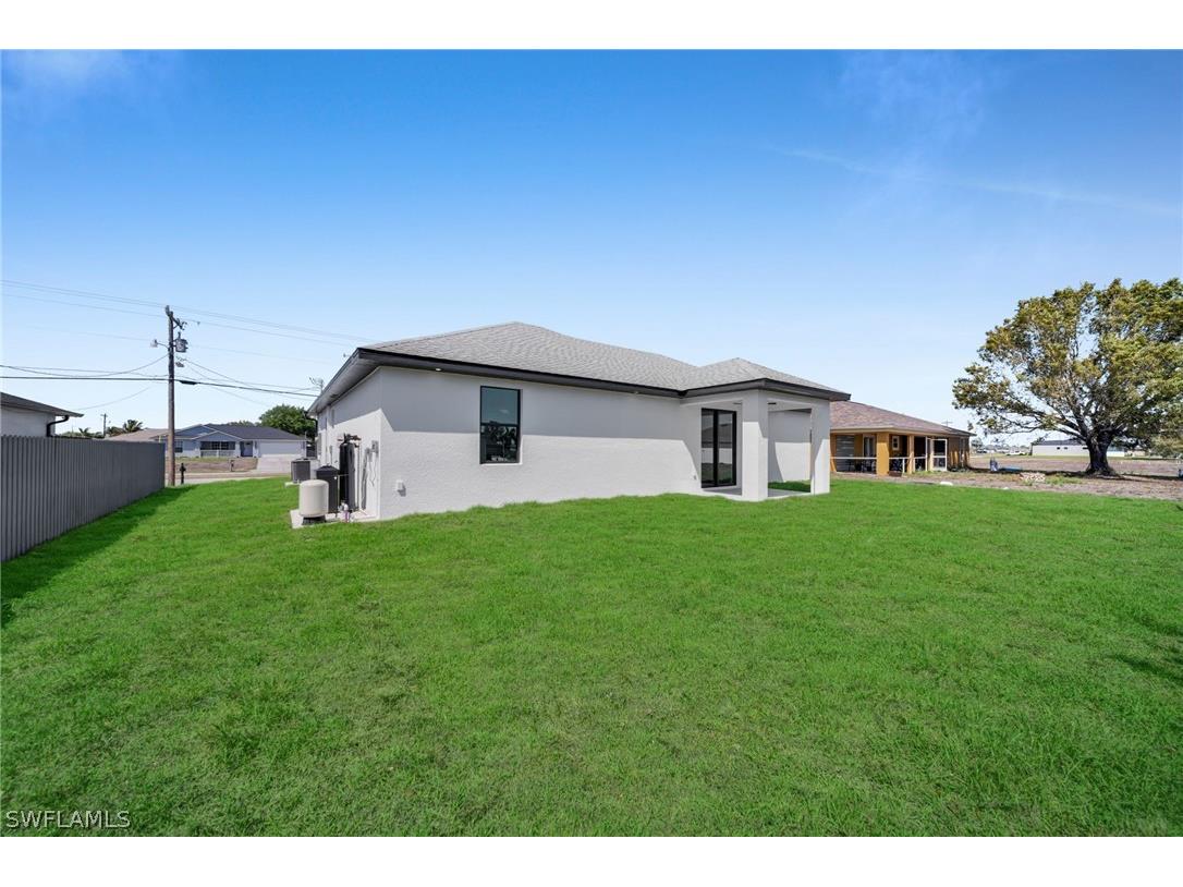 921 Chiquita Boulevard N Cape Coral FL 33993 226012432 image36