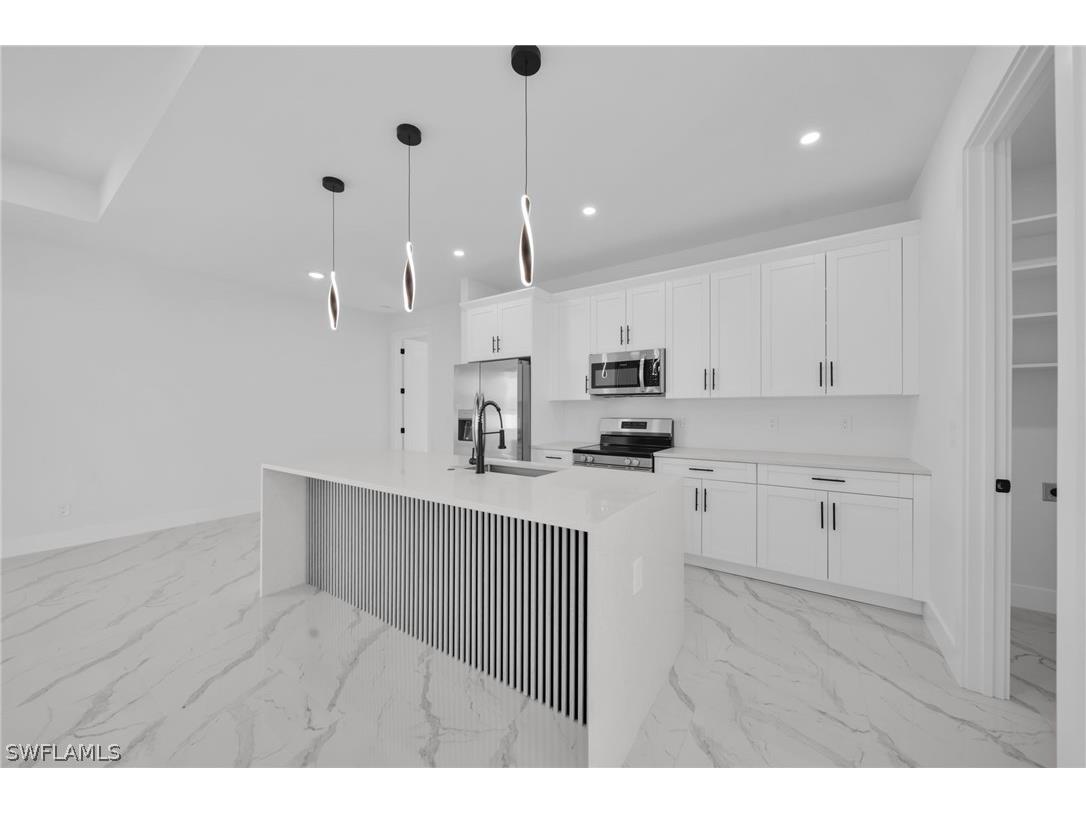 921 Chiquita Boulevard N Cape Coral FL 33993 226012432 image8