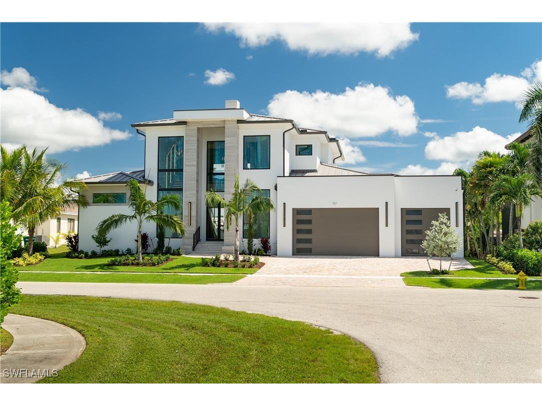 921 Giralda Court Marco Island FL 34145 225071855 image1