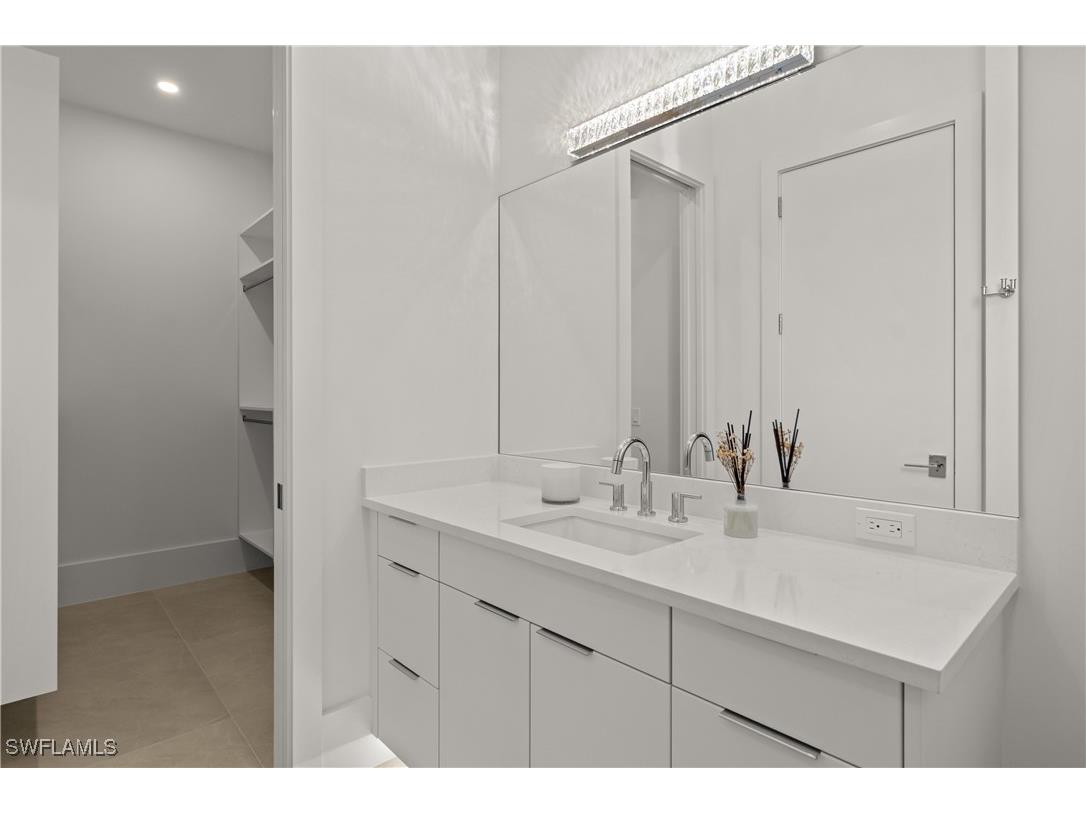 921 Giralda Court Marco Island FL 34145 225071855 image31