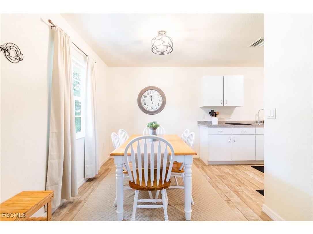 921 Henry Street Punta Gorda FL 33950 2025007078 image32