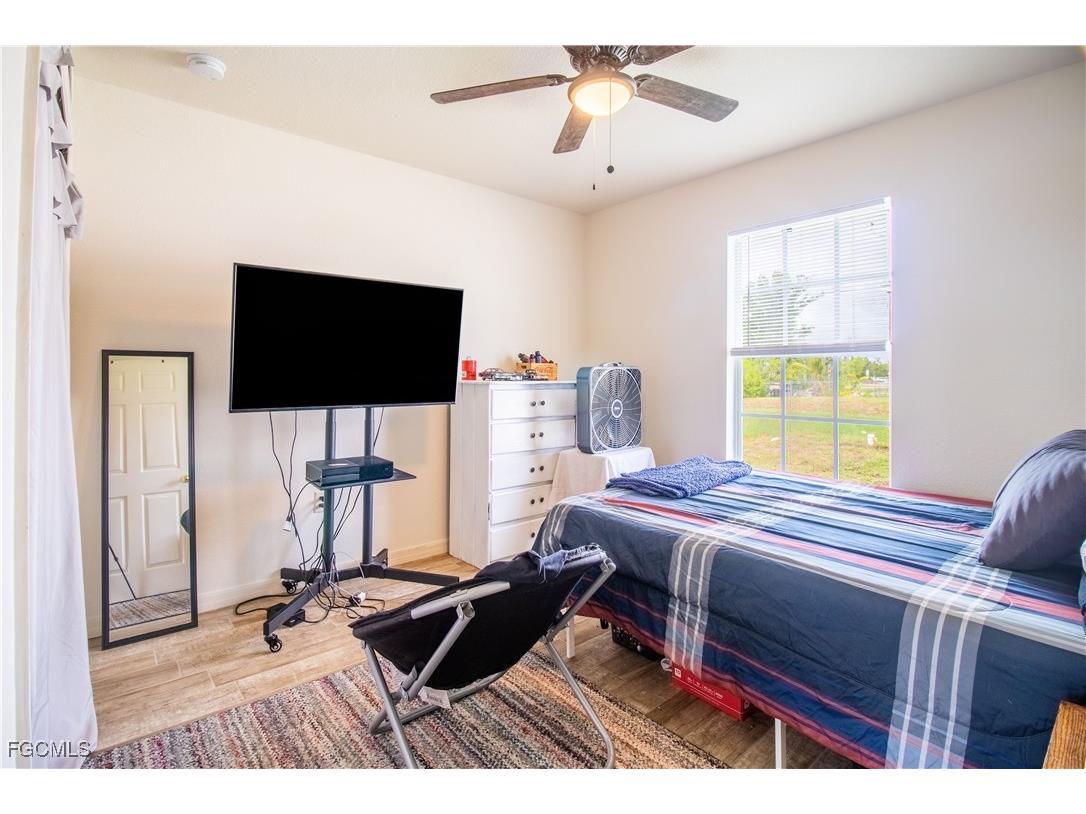 921 Henry Street Punta Gorda FL 33950 2025007078 image45