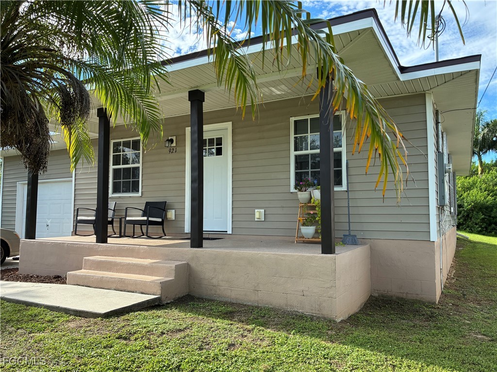 921 Henry Street Punta Gorda FL 33950 2025007078 image5