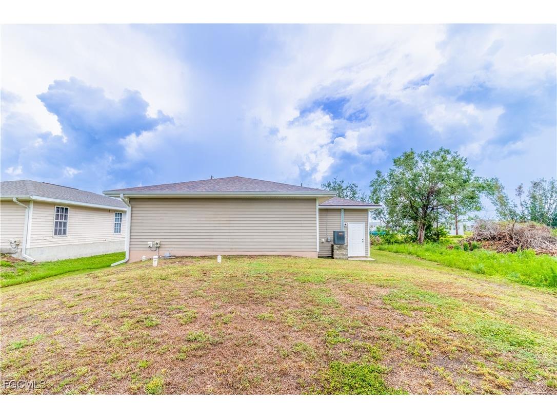 921 Henry Street Punta Gorda FL 33950 2025007078 image7