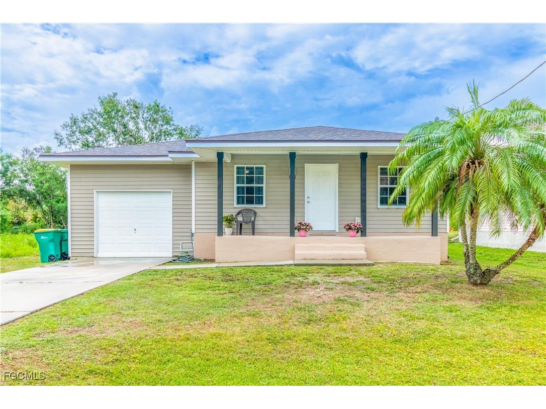 921 Henry Street Punta Gorda FL 33950 2025007078 image9