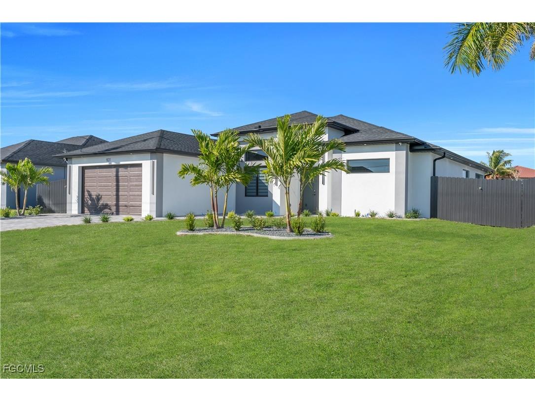 921 NW 8th Terrace Cape Coral FL 33993 2025023488 image3