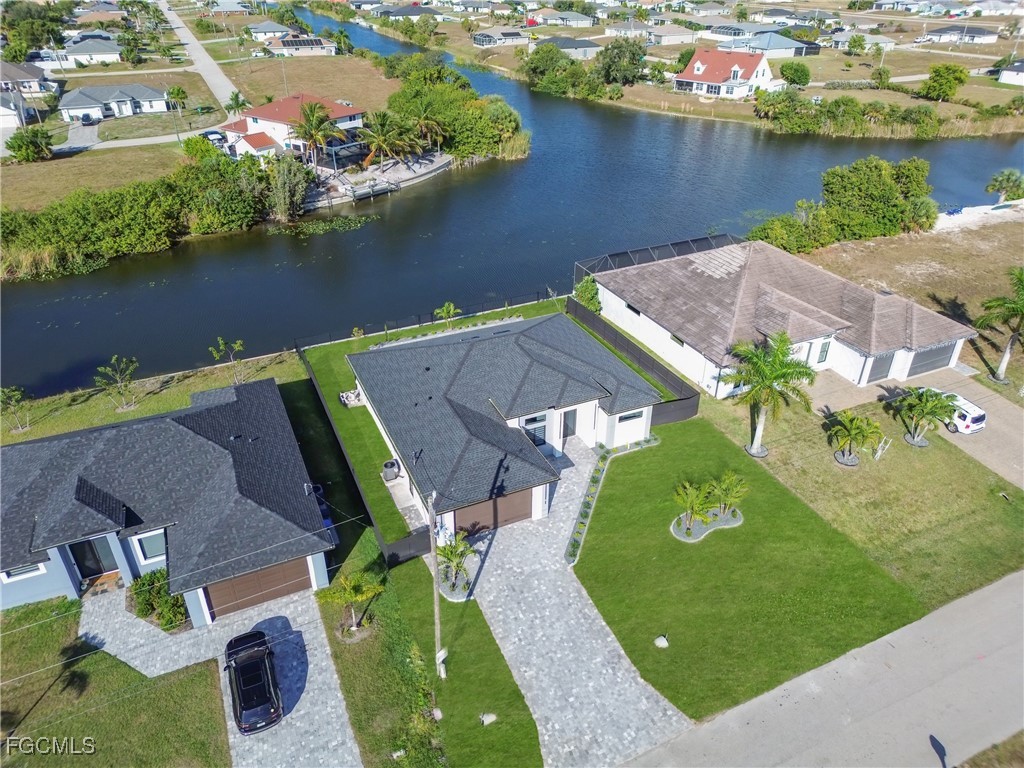 921 NW 8th Terrace Cape Coral FL 33993 2025023488 image45