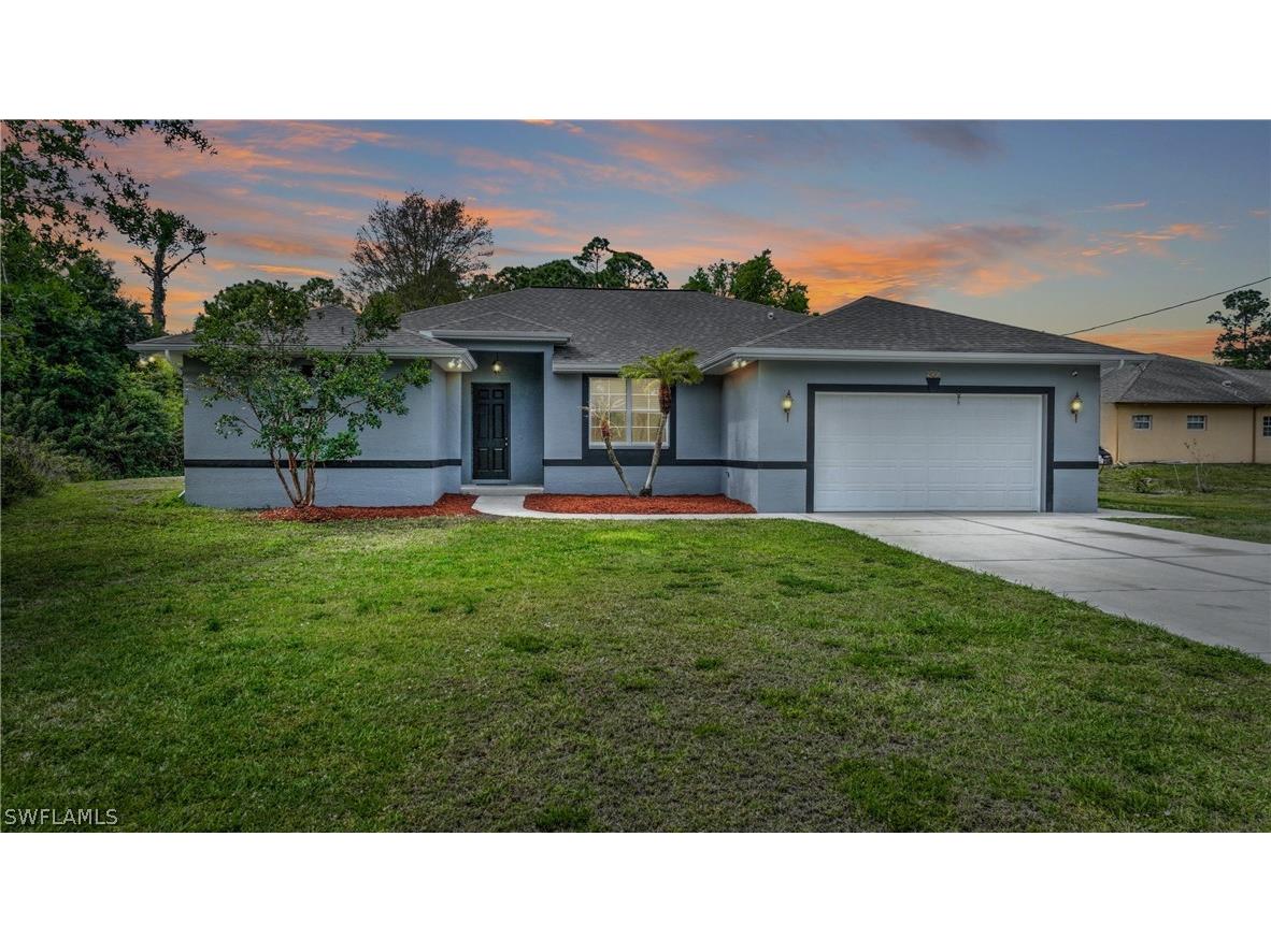921 Palmetto Avenue Lehigh Acres FL 33972 224025105 image1