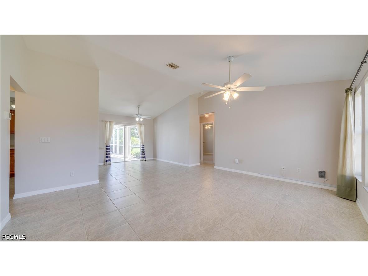 921 SE 35th Street Cape Coral FL 33904 2026023316 image8
