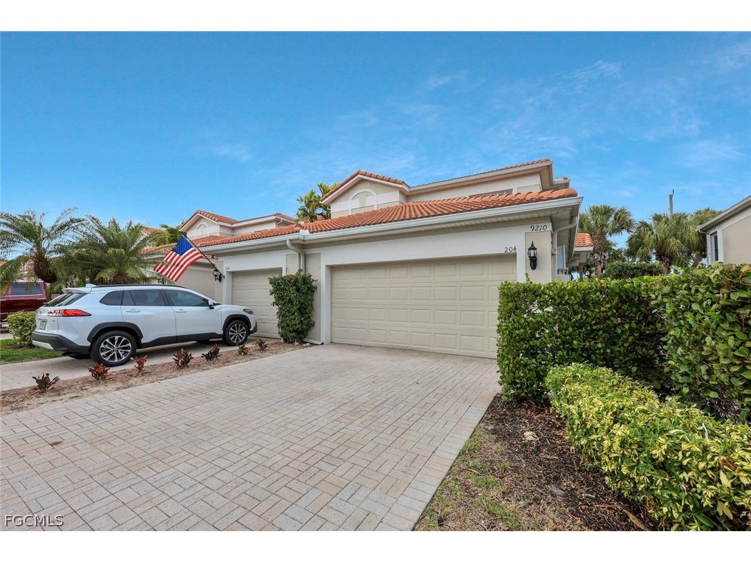 9210 Belleza Way #204 Fort Myers FL 33908 2026010772 image1
