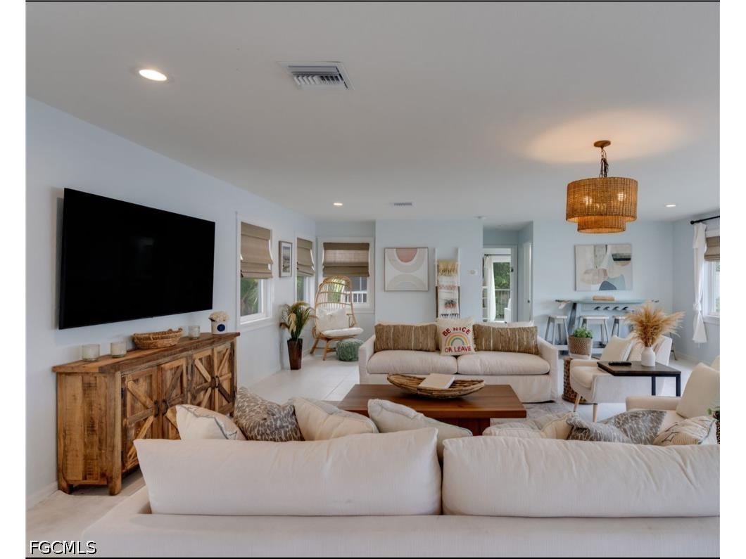 9214 Kincaid Court Sanibel FL 33957 2026029238 image5