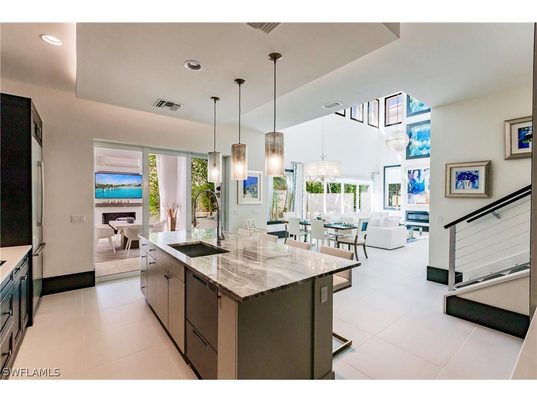 9214 Mercato Way Naples FL 34108 223010392 image1