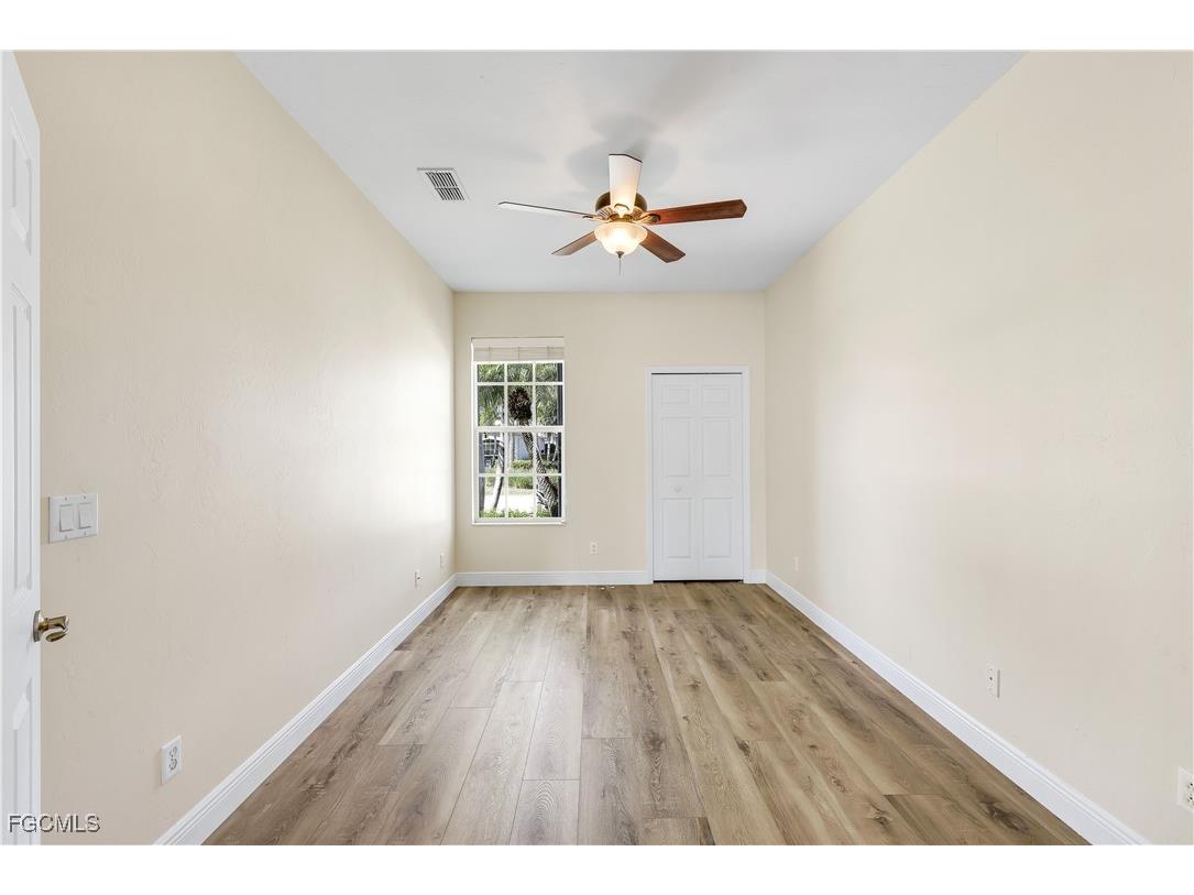 9214 Palm Island Circle North Fort Myers FL 33903 2025025547 image14