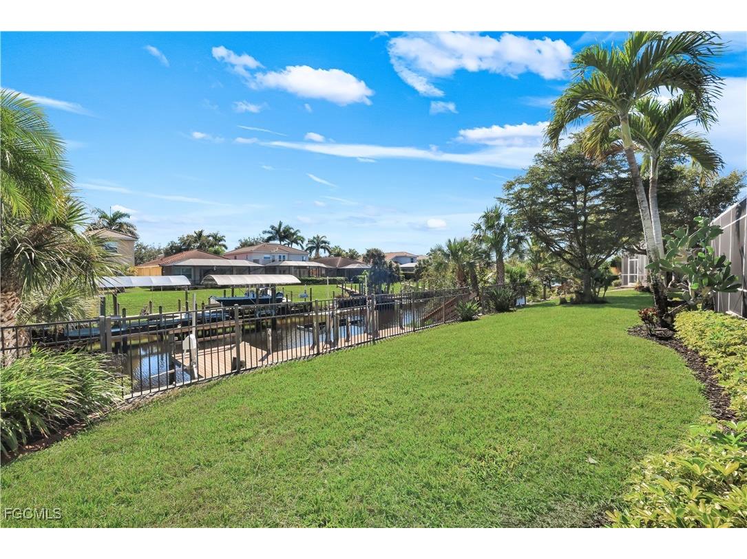9214 Palm Island Circle North Fort Myers FL 33903 2025025547 image18