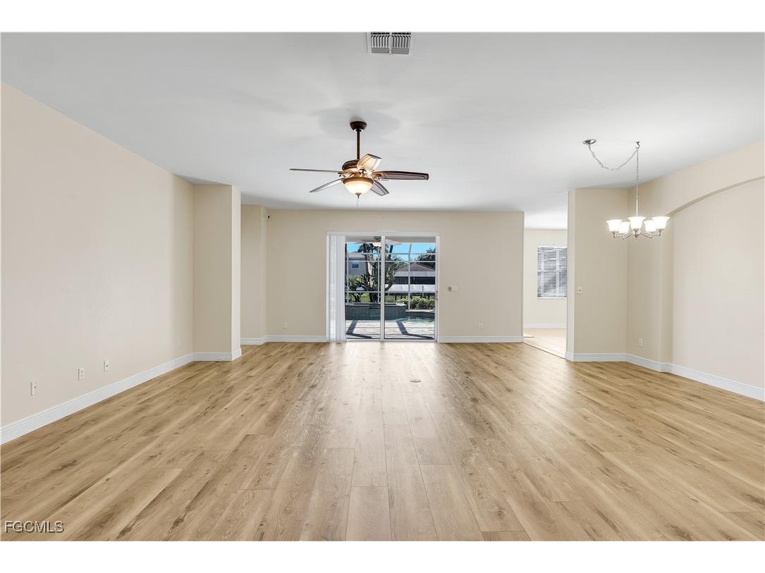 9214 Palm Island Circle North Fort Myers FL 33903 2025025547 image6