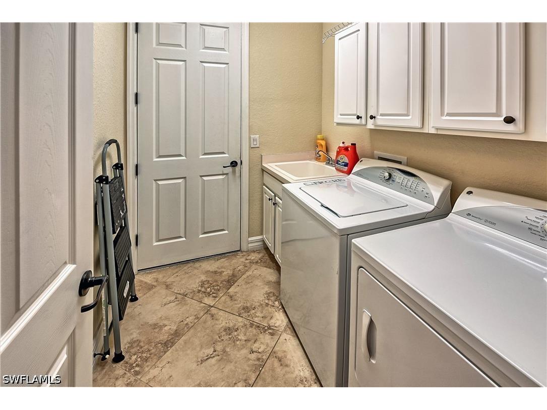9215 Veneto Lane Naples FL 34113 226023505 image15
