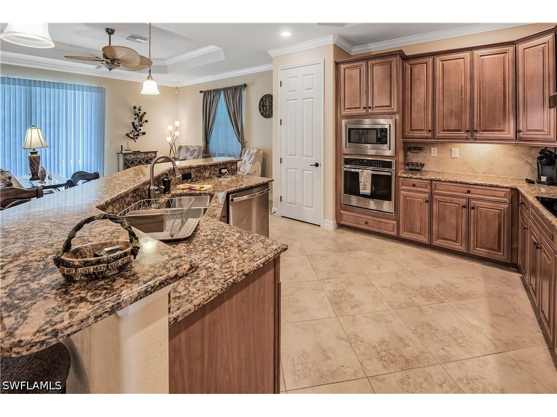 9215 Veneto Lane Naples FL 34113 226023505 image5