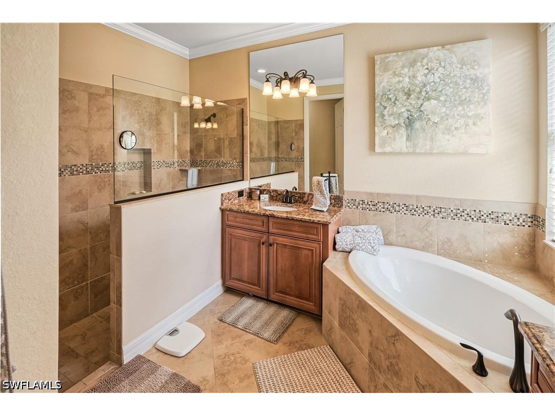 9215 Veneto Lane Naples FL 34113 226023505 image9