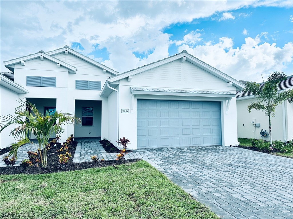 9216 Cayman Drive Naples FL 34114 223063068 image1