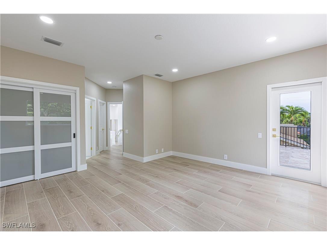 9217 Troon Lakes Drive Naples FL 34109 225061062 image10