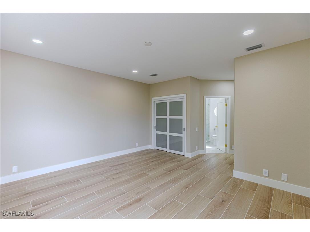 9217 Troon Lakes Drive Naples FL 34109 225061062 image13