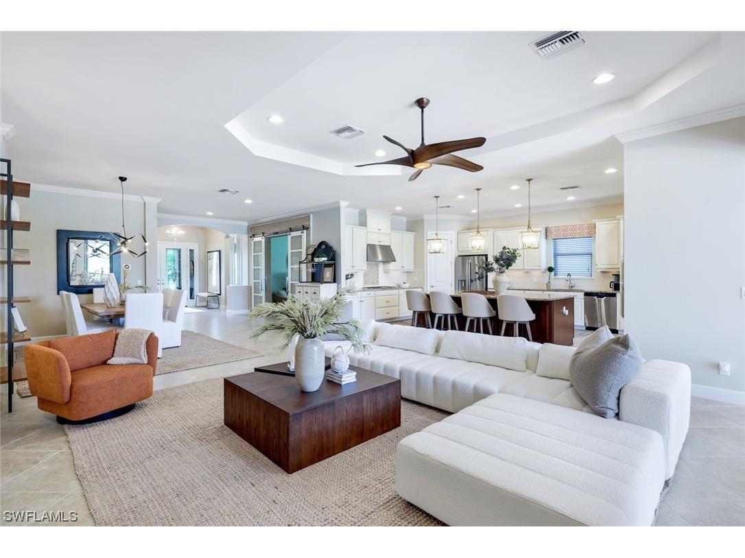 9218 Rialto Lane Naples FL 34119 223032012 image1