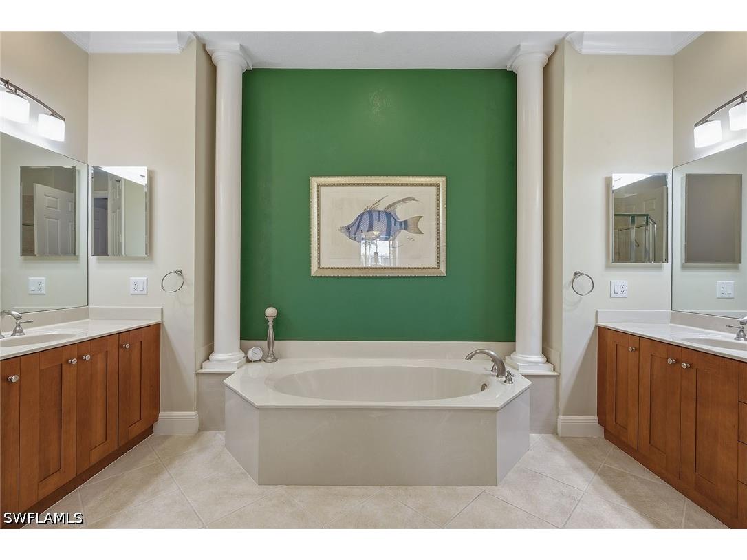 9219 Corfu Court #201 Naples FL 34114 226016625 image17
