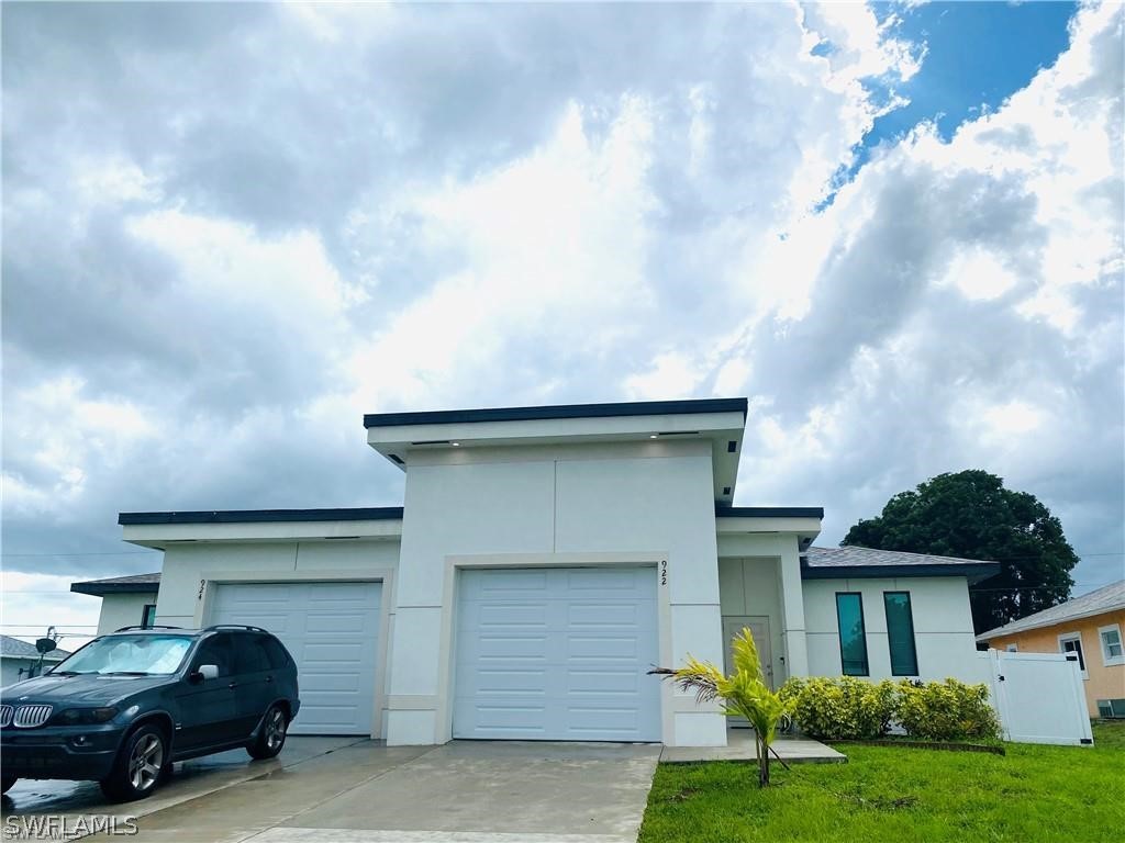 922-924 SE 6th Court Cape Coral FL 33990 222090184 image1