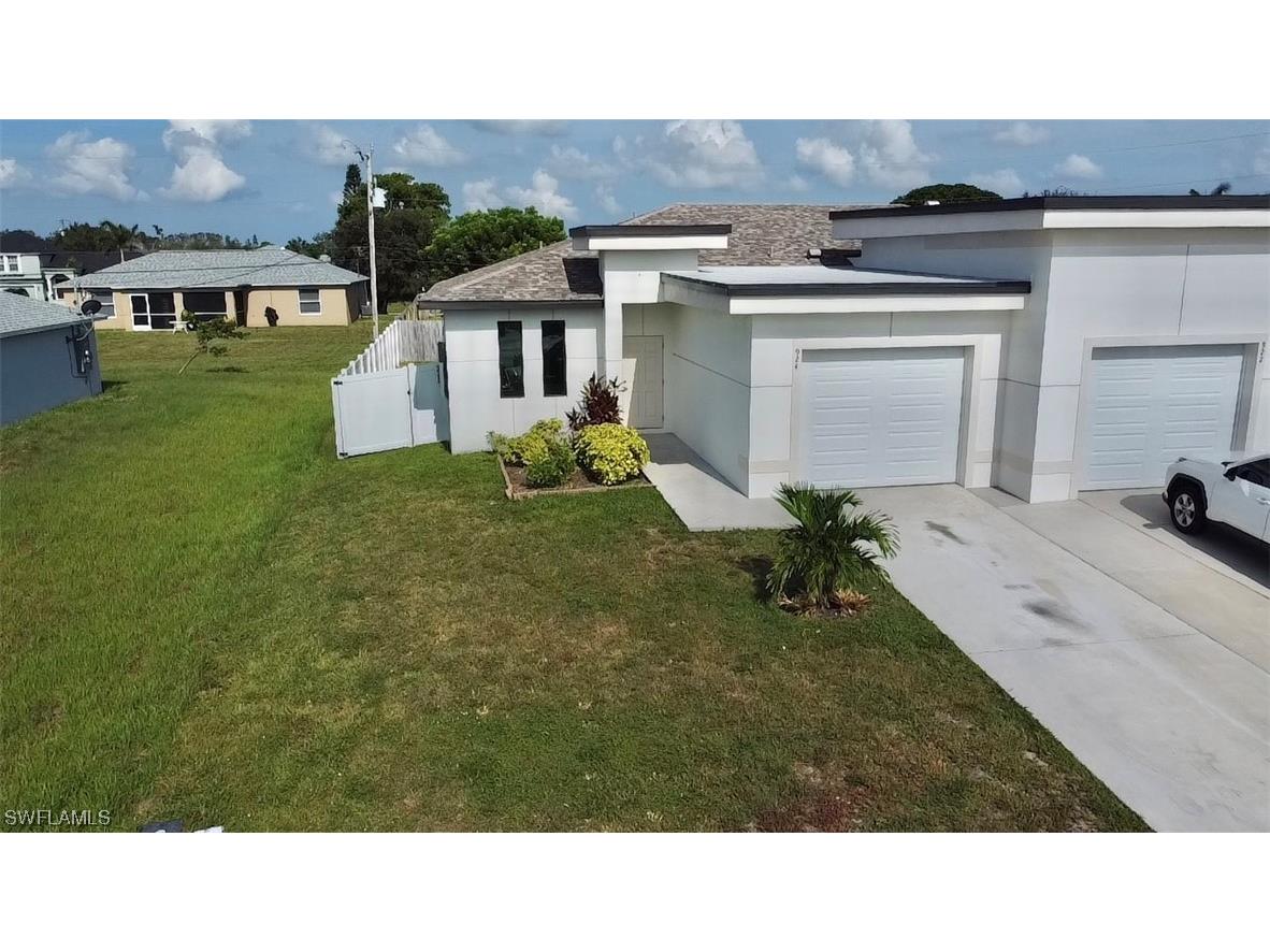 922-924 SE 6th Court Cape Coral FL 33990 223049444 image1
