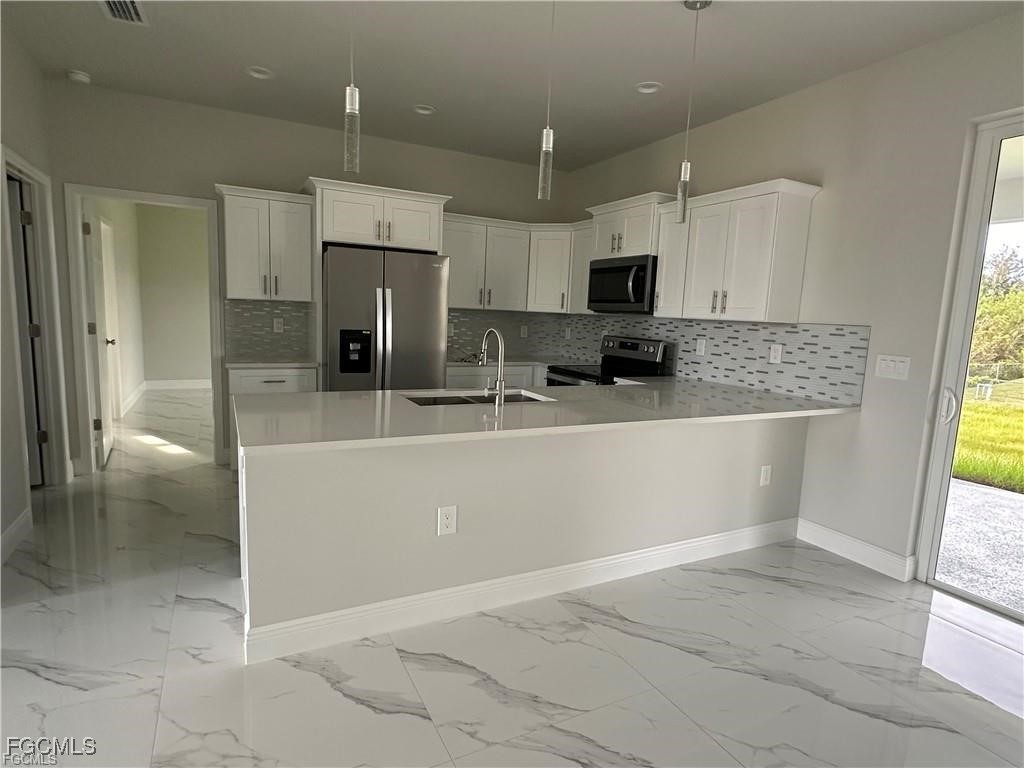 922 Grant Boulevard Lehigh Acres FL 33974 2025006948 image4