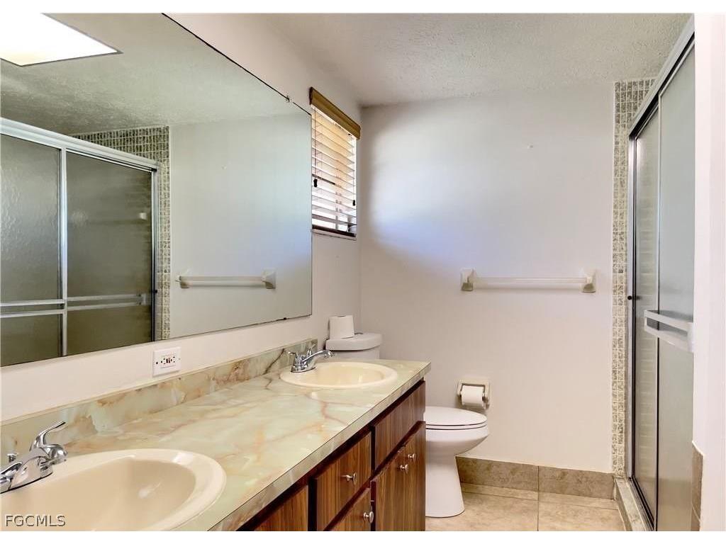 922 SE 26th Terrace Cape Coral FL 33904 2026009732 image14