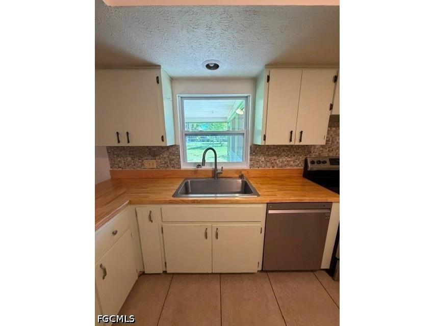 922 SE 26th Terrace Cape Coral FL 33904 2026009732 image6