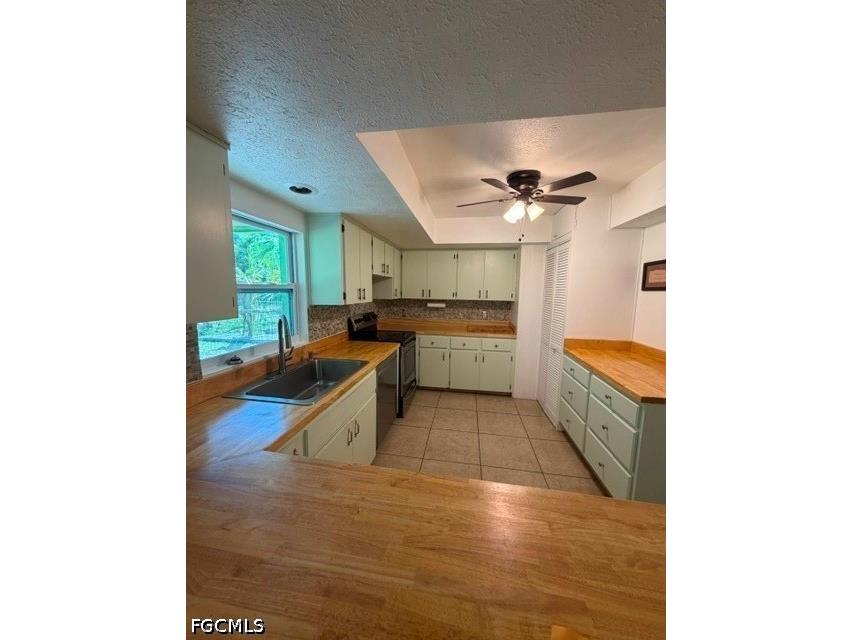 922 SE 26th Terrace Cape Coral FL 33904 2026009732 image7
