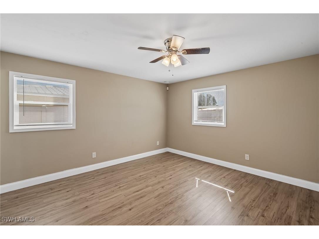 922 SE 27th Terrace Cape Coral FL 33904 226004952 image18