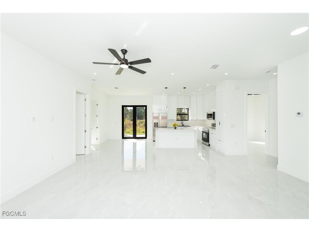 922 Sunrise Boulevard Lehigh Acres FL 33974 2026005215 image10