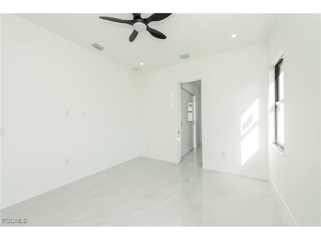 922 Sunrise Boulevard Lehigh Acres FL 33974 2026005215 image25