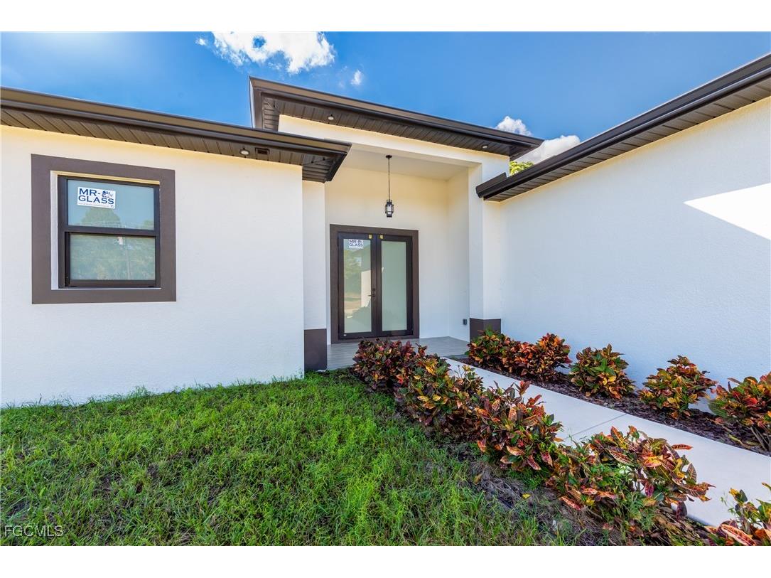 922 Sunrise Boulevard Lehigh Acres FL 33974 2026005215 image40