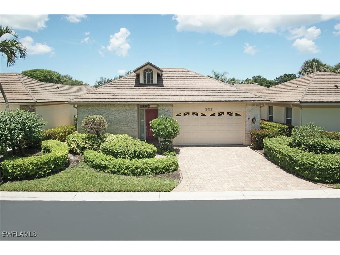 922 Turtle Court Naples FL 34108 225056846 image1