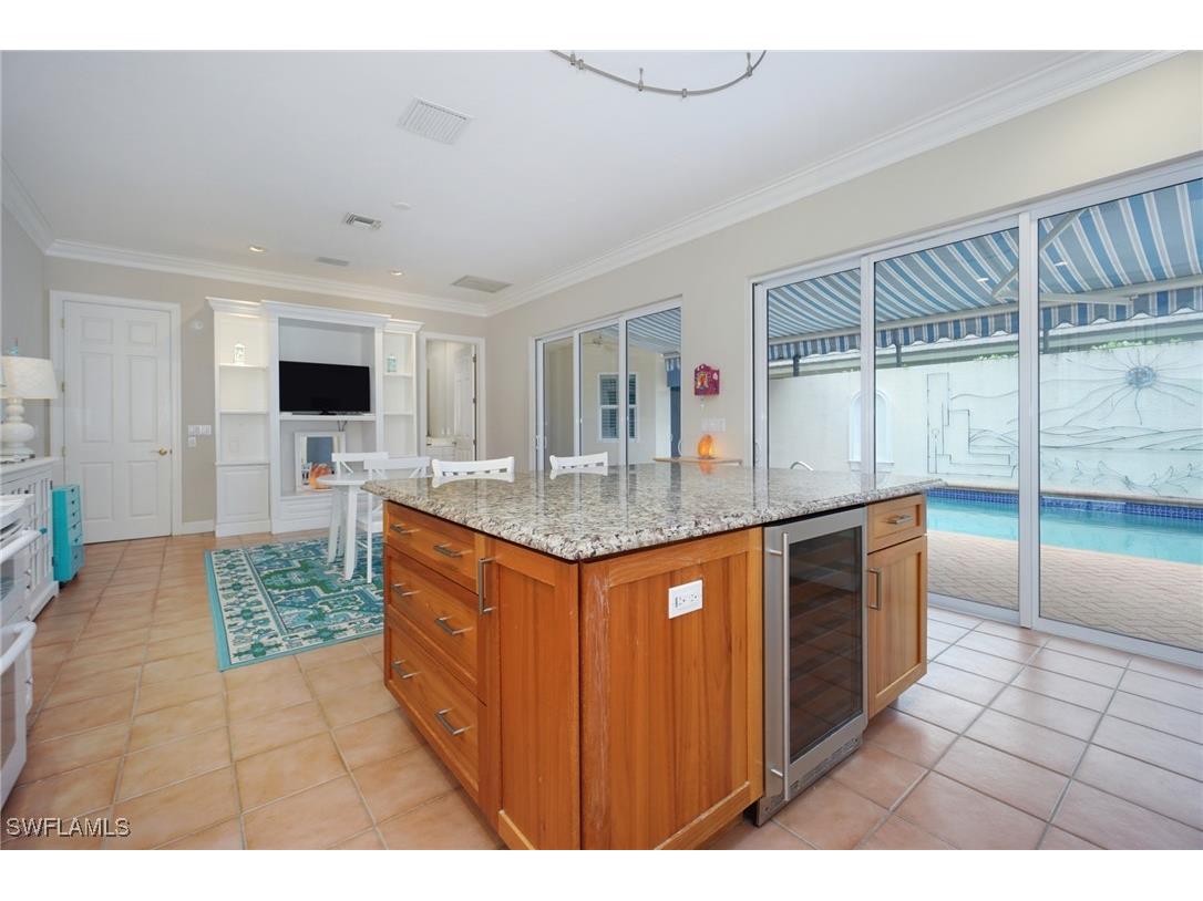 922 Turtle Court Naples FL 34108 225056846 image11