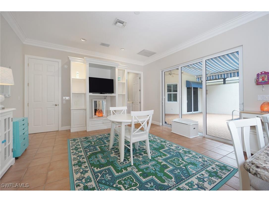 922 Turtle Court Naples FL 34108 225056846 image12